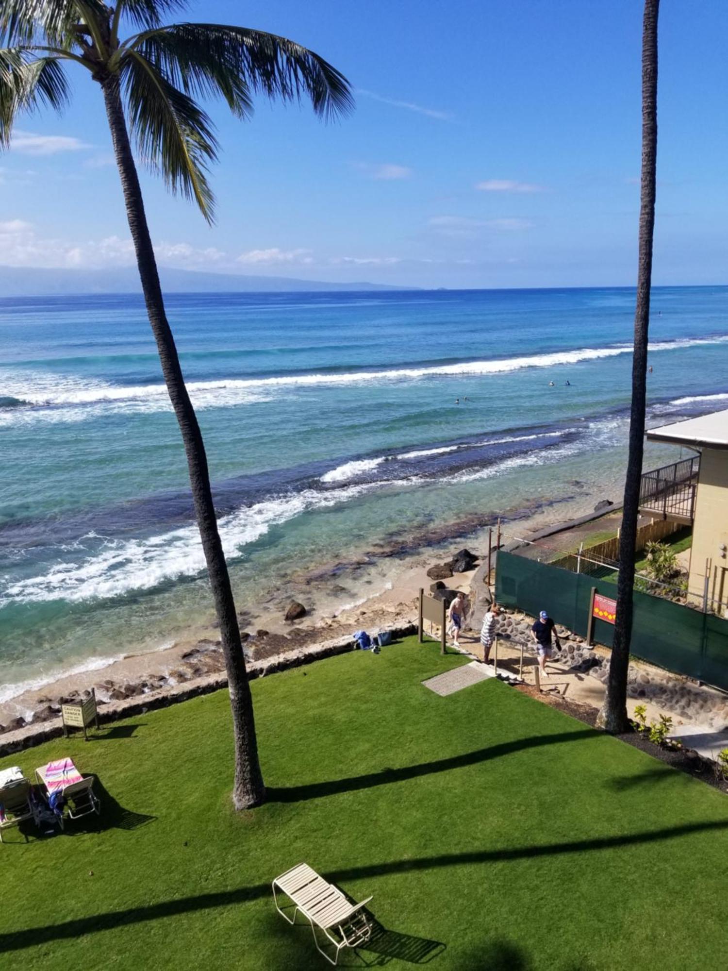 The Noniluna Two - Sleeps 9 Plus Pack N Play Lahaina Exterior photo